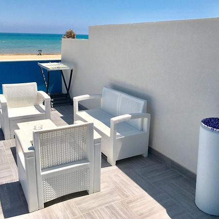 Terrazze Sul Mare Bed & Breakfast Pozzallo Dış mekan fotoğraf