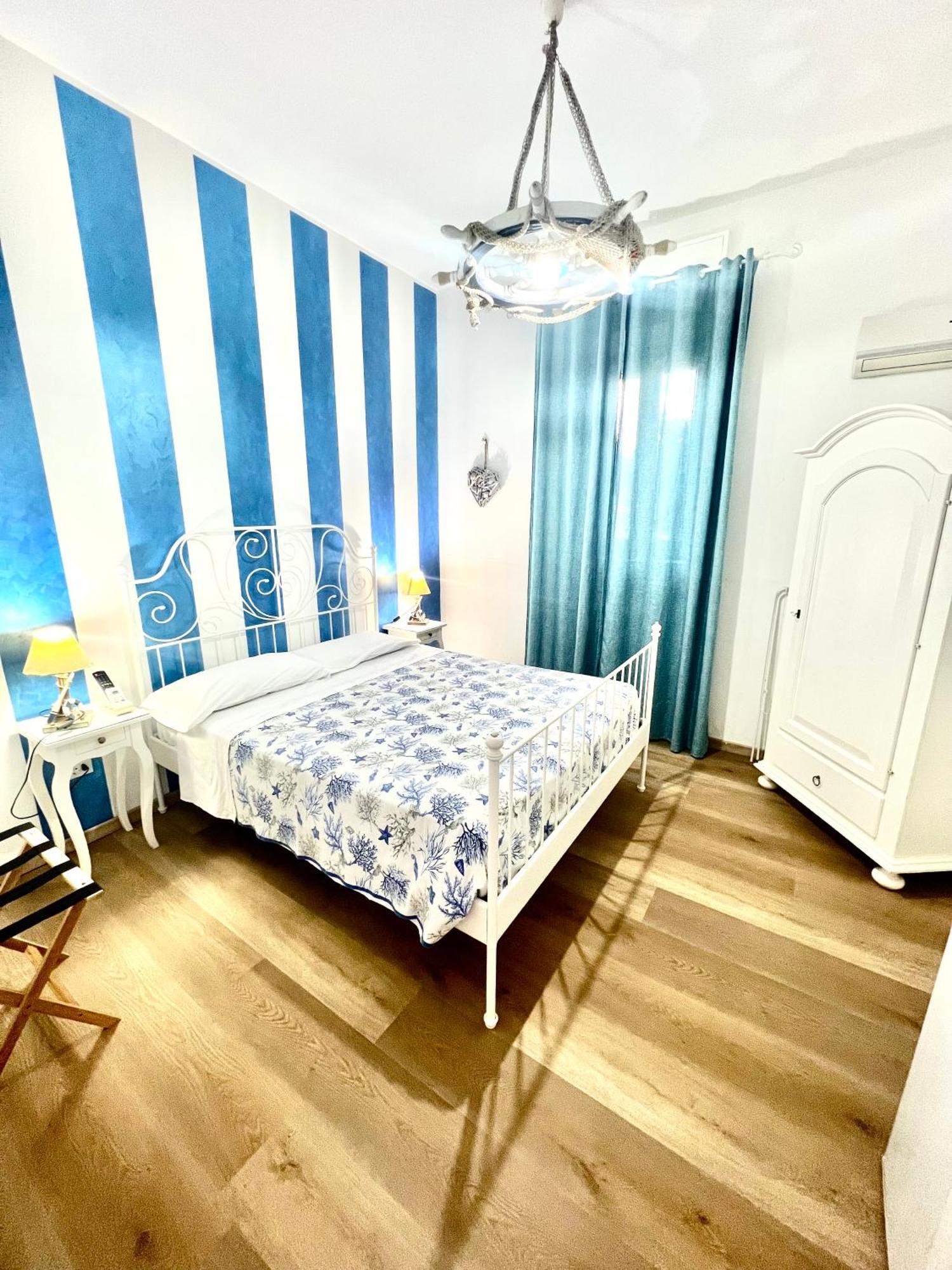 Terrazze Sul Mare Bed & Breakfast Pozzallo Dış mekan fotoğraf