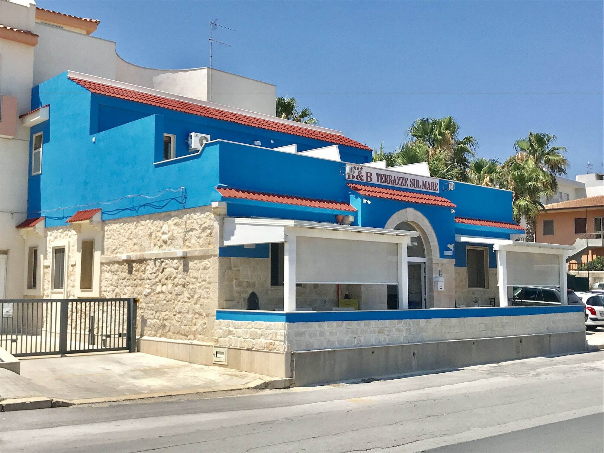 Terrazze Sul Mare Bed & Breakfast Pozzallo Dış mekan fotoğraf