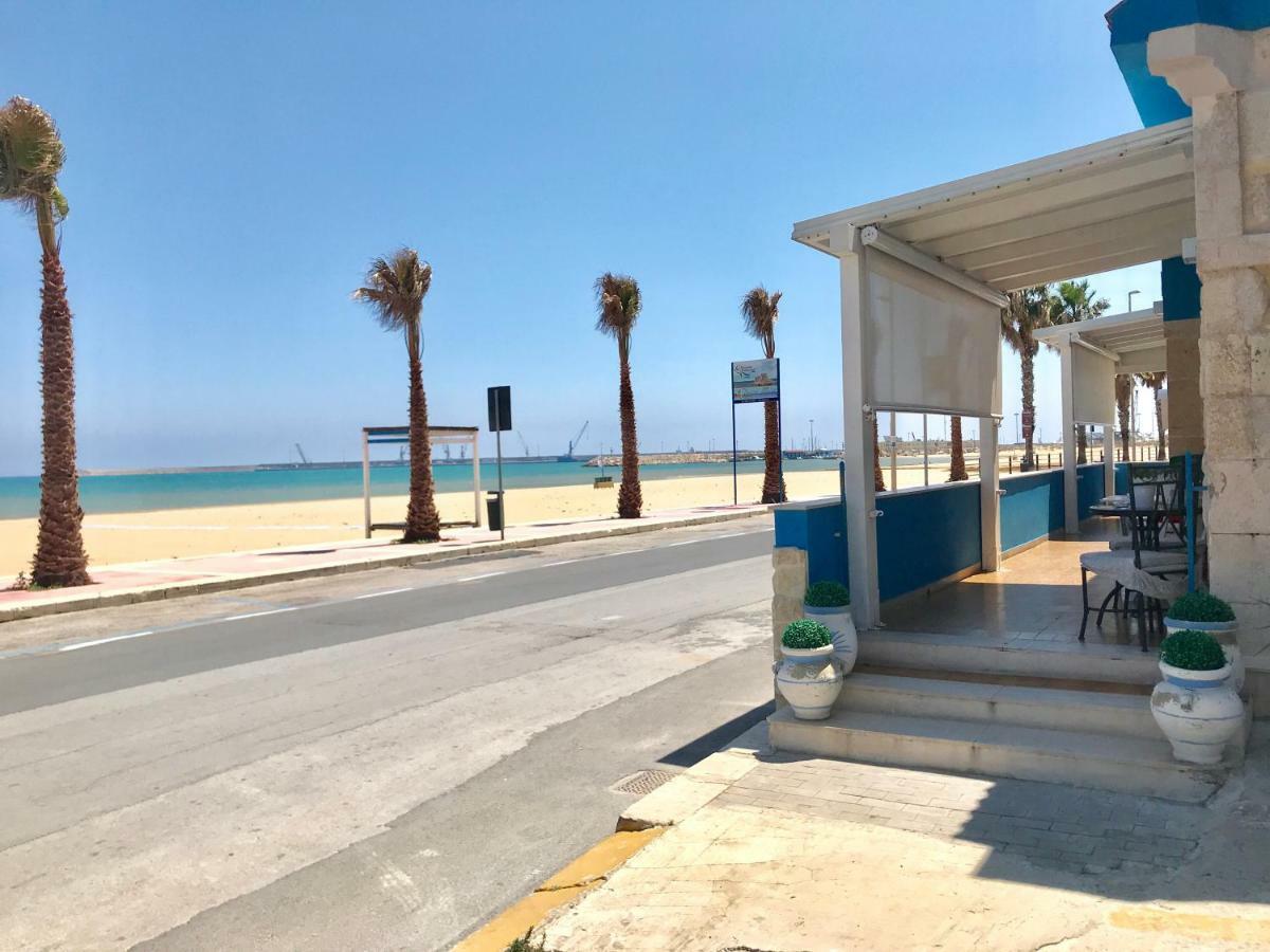 Terrazze Sul Mare Bed & Breakfast Pozzallo Dış mekan fotoğraf